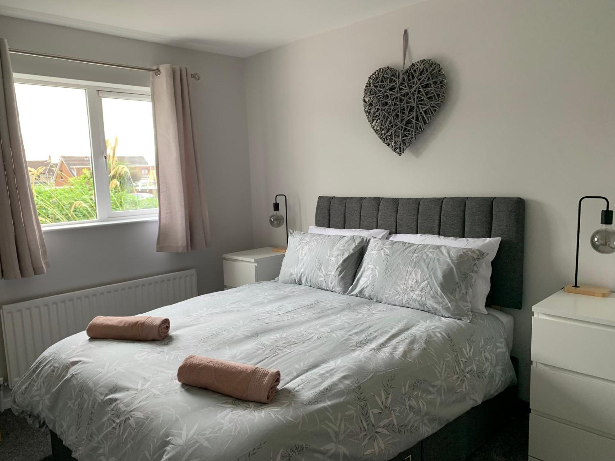 Beautiful Apartment In Newtownabbey Jordanstown Buitenkant foto